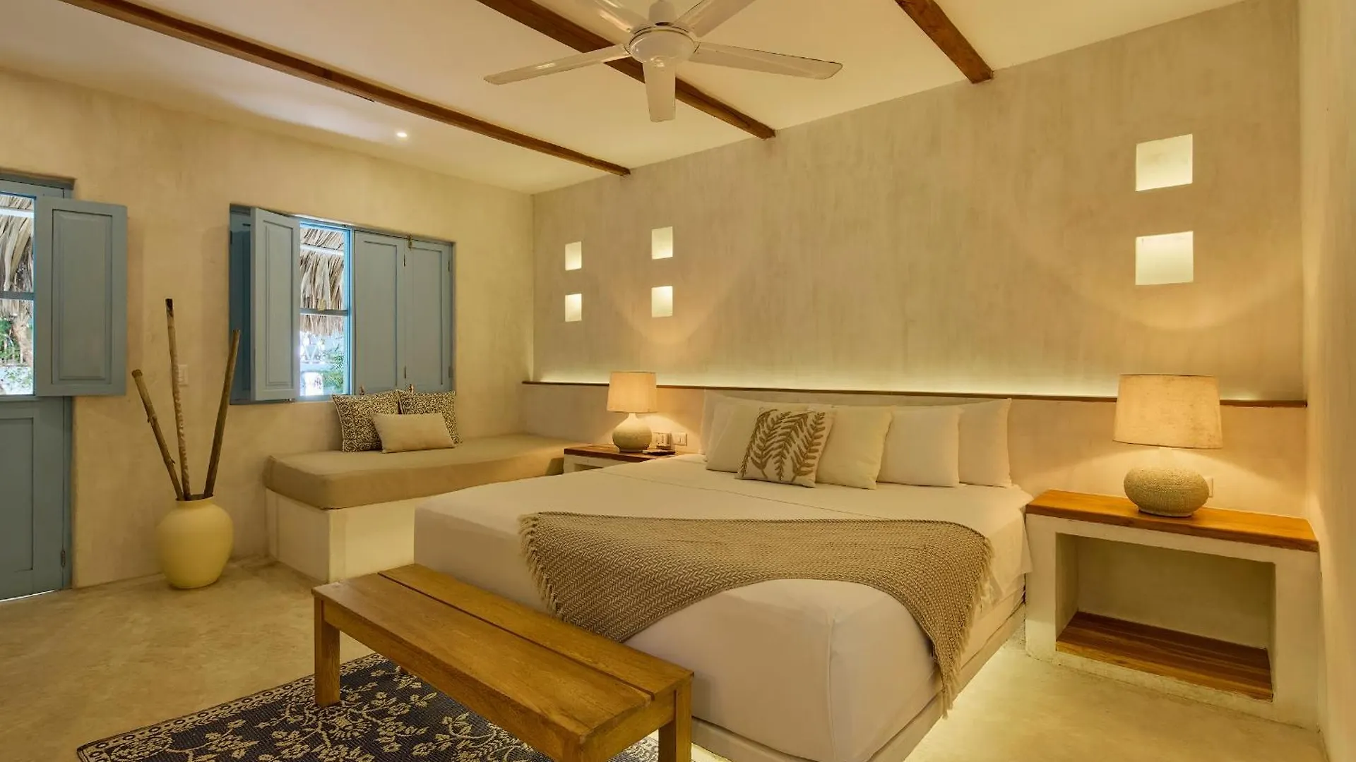 Fenix Beach Cartagena Playa de Punta Arena Hotel