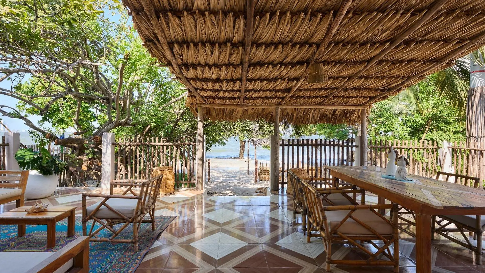 Fenix Beach Cartagena Playa de Punta Arena